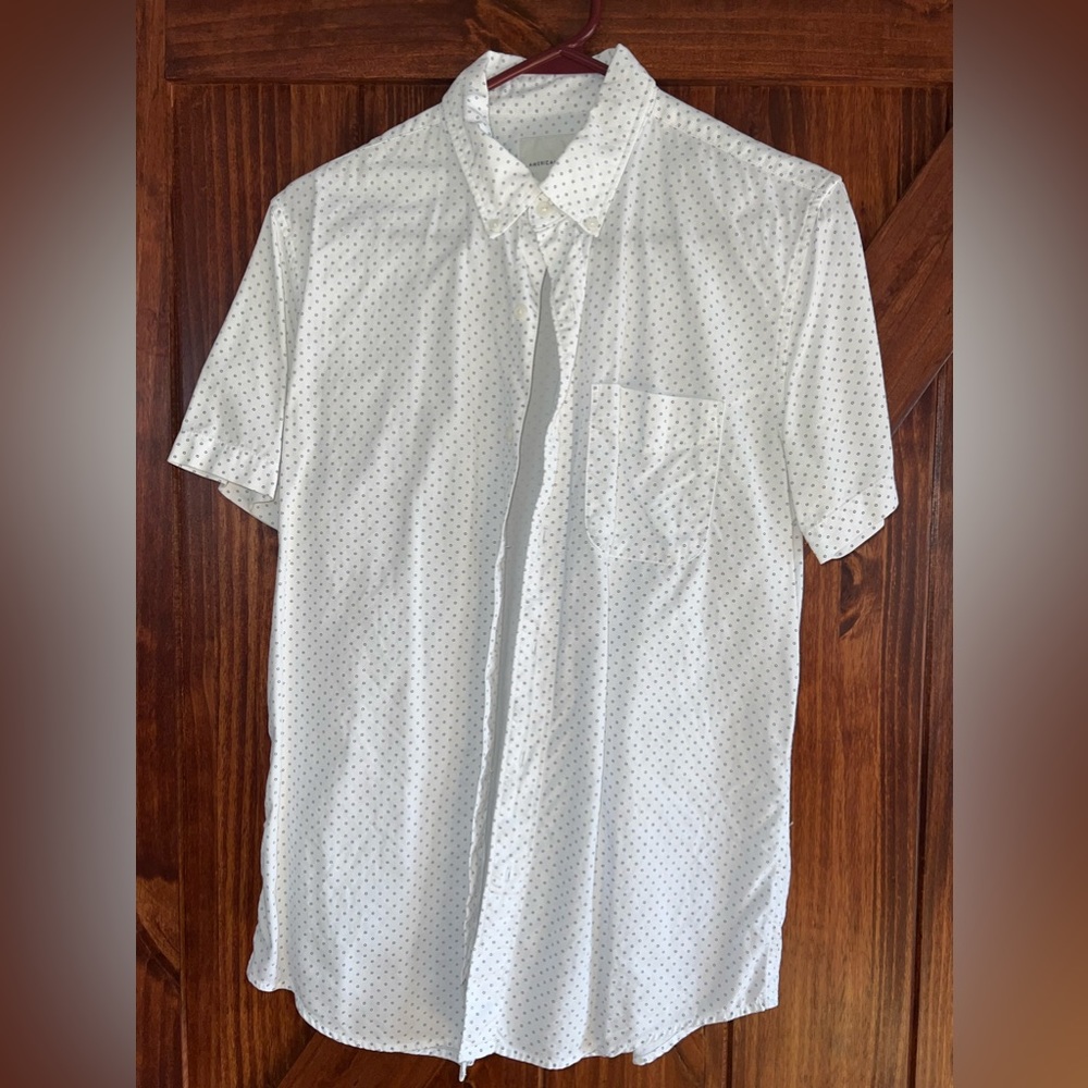 AMERICAN EAGLE Short Sleeve Button Down